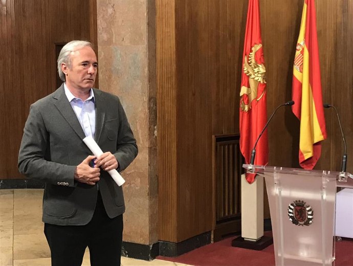El alcalde de Zaragoza, Jorge Azcón,