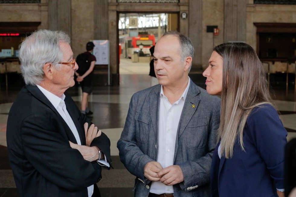 El secretario general de Junts, Jordi Turull; la portavoz de Junts en el Congreso, Míriam Nogueras, y el candidato a la alcaldía de Barcelona, Xavier Trias
