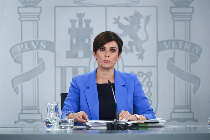 La ministra Portavoz, Isabel Rodríguez, durante una rueda de prensa posterior a la reunión del Consejo de Ministros, en el Palacio de La Moncloa, a 25 de abril de 2023, en Madrid (España). El Consejo de Ministros, a propuesta del Ministerio de Agricultu