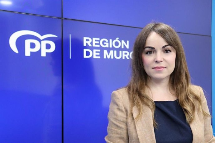 Archivo - Pérez (PP): "Vélez muestra su nerviosismo porque se siente próximo al banquillo"  