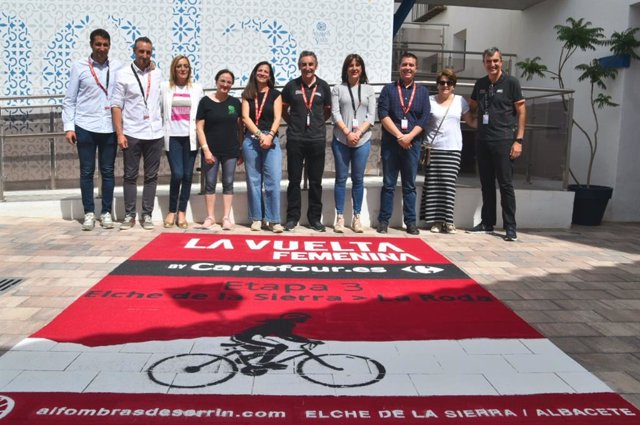 La Vuelta Ciclista Femenina arranca en Elche de la Sierra