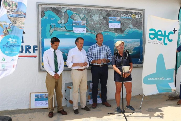 Presentación de la Fiesta del Remo en Chiclana.