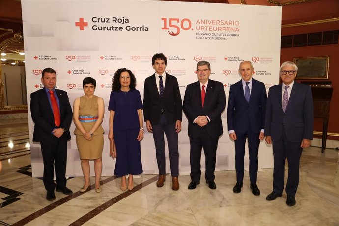 Personalidades en el 150 aniversario de Cruz Roja Bizkaia
