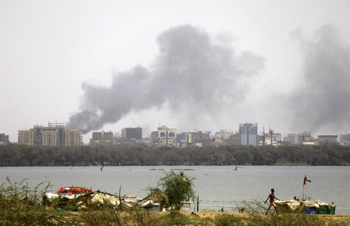 KHARTMOU, April 15, 2023  -- This photo taken on April 15, 2023 shows smoke rising in Khartoum, capital of Sudan. Heavy gunfire was heard on Saturday in Sudanese capital, Khartoum.