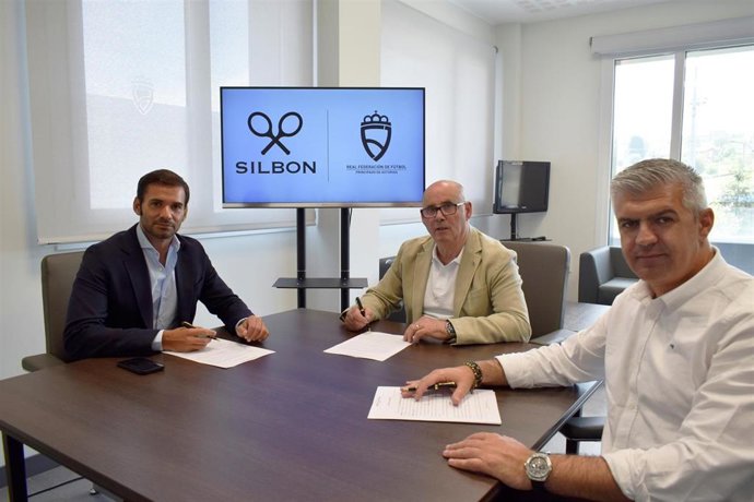 Silbon se convierte en nuevo colaborador de la Real Federación del Fútbol del Principado de Asturias.