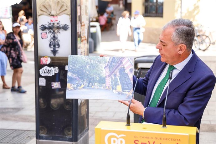 El candidato del PP a la Alcaldía de Sevilla, José Luis Sanz.