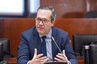 Ortas (Cs) afirma que "el PSOE está jugando al ping pong con la unión de estaciones"