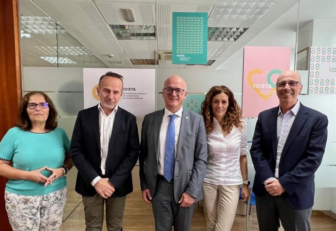 Foto de familia de Coceta y Cecop.