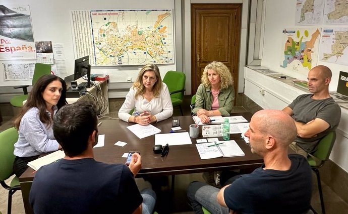 Reunión de Vox con CSIF en el Ayuntamiento de Granada