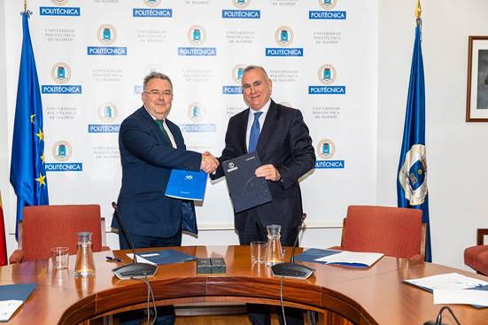El director gerente de EMT, Alfonso Sánchez, se ha reunido hoy con el rector de la Universidad Politécnica de Madrid (UPM), Guillermo Cisneros