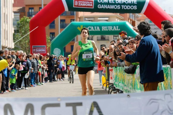 Beatriz Álvarez, única vencedora de la carrera de El Cerco de Zamora en la edición de 2016.