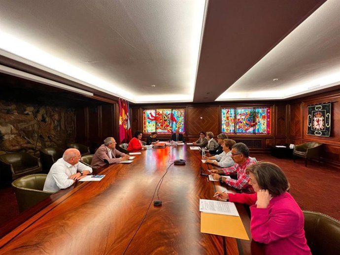 La Junta de Gobierno Local del Ayuntamiento de León ha aprobado la convocatoria pública de subvenciones para la promoción de la actividad comercial.