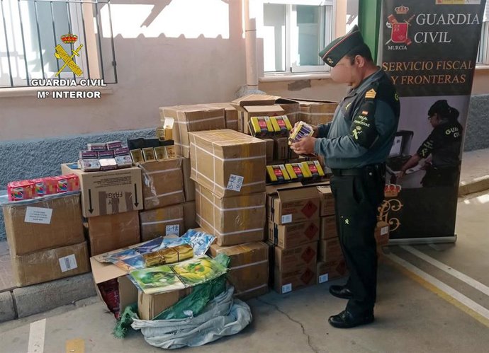 La Guardia Civil se incauta de más de 30.000 productos falsificados