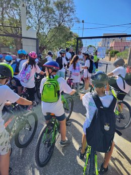 Alumnos de los colegios del Coll d'en Rebassa participan en la marcha ciclista 'Es Coll es mou!'