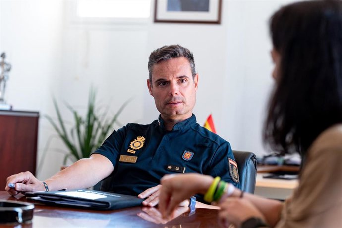 El inspector jefe de la X UIP en Canarias, Pedro Cuesta, durante una entrevista para Europa Press, a 26 de abril de 2023, en Las Palmas de Gran Canaria, Gran Canaria, Canarias (España). La entrevista se ha realizado con motivo del 30 aniversario de la U
