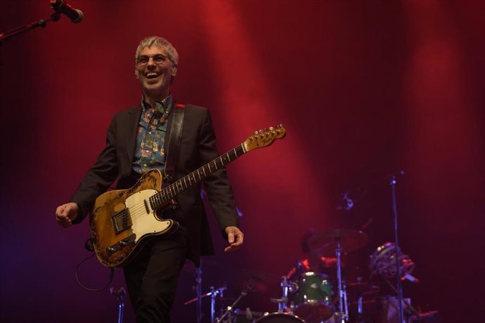 Archivo - El guitarrista Ariel Rot 