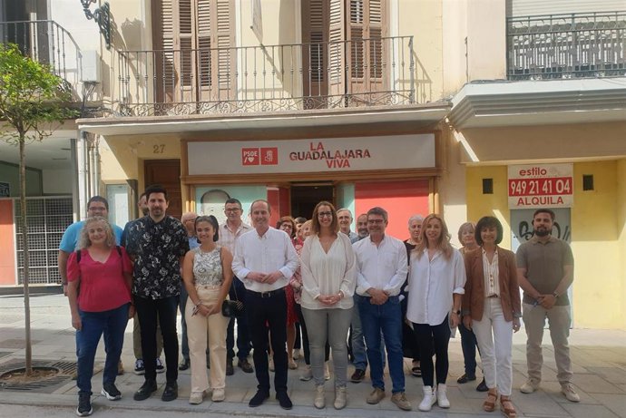 El PSOE abre nueva Oficina Electoral en el caso histórico bajo el lema: 'La Guadalajara viva'.