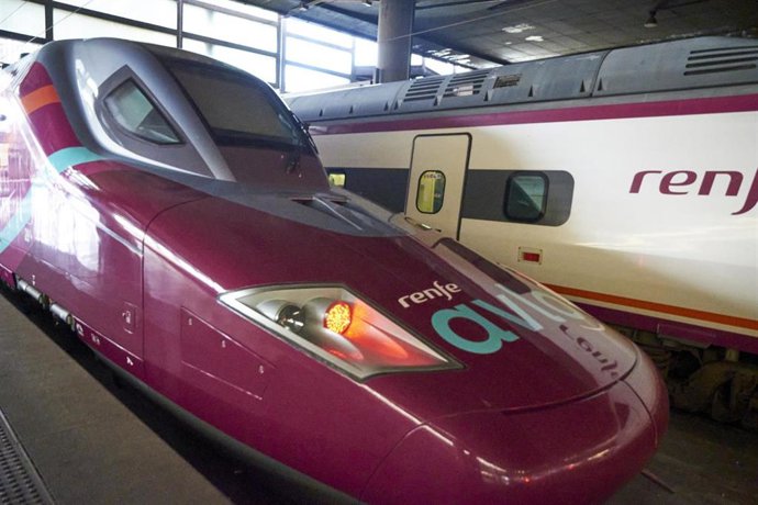 Archivo - Presentación del nuevo servicio ferroviario de Renfe AVLO en Madrid.