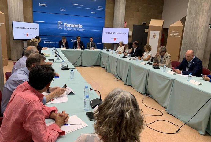 Reunión del Consejo Asesor de Vivienda de la Región de Murcia, hoy en la Consejería de Fomento e Infraestructuras.