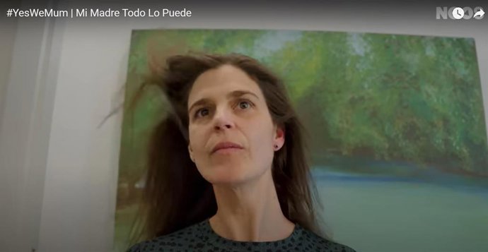 Captura del vídeo 'Yes we mum' de NEOS.