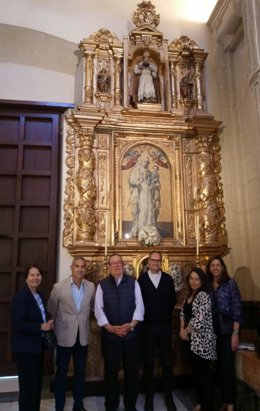 (De Izquierda A Derecha), María Clara Fernández, Consiliaria De La Antigua ;Manuel García Preciados, Hermano Mayor; Eloy Caracuel, Director Espiritual; Antonio Rodríguez Babío, Delegado Diocesano De Patrimonio; Paloma Maza Y Marta Pertejo, Restauradoras.