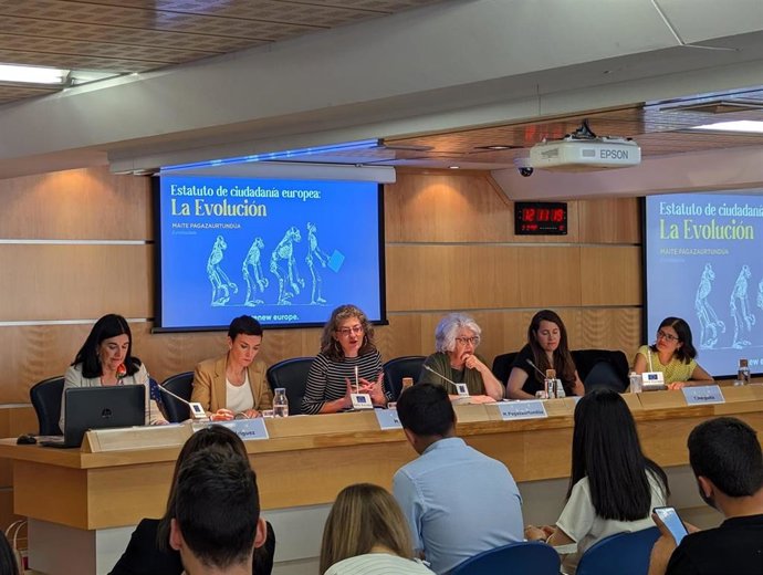 La eurodiputada de Cs Maite Pagazaurtundua en un acto en Madrid