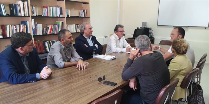 La familia profesional de Textil, confección y piel se incorpora a la oferta de FP por primera vez en Baleares en el IES Josep Maria Quadrado de Mahón