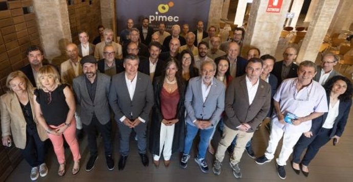 Antoni Cañete amb altres membres de Pimec