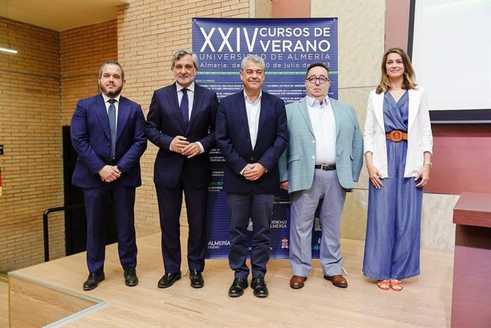 Se presenta la XXIV edición de los Cursos de Verano de la UAL