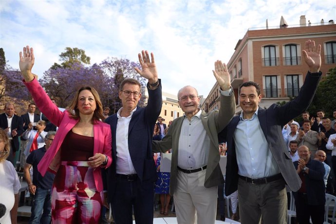 Acto del PP con Alberto Núñez Feijóo, Juanma Moreno y Francisco de la Torre en Málaga.