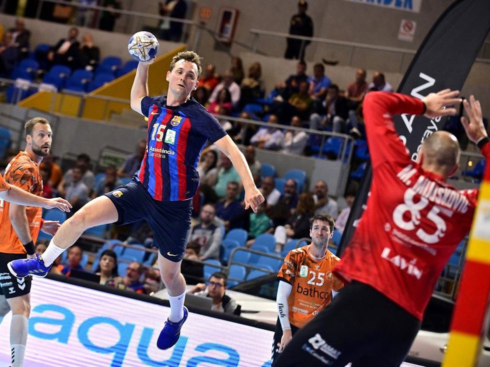 Hampus Wanne, durante un partido del Bara.