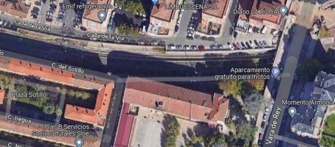 El corte se debe a las obras en el entorno de Vara de Rey