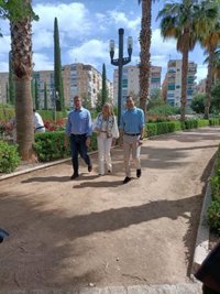 Moreno advierte a Sánchez: "Vamos a dar la batalla por las infraestructuras hídricas" y para "que el agua fluya"