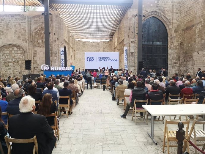 Presentación de las candidaturas del PP de Burgos en el Monasterio de San Juan de la capital burgalesa.