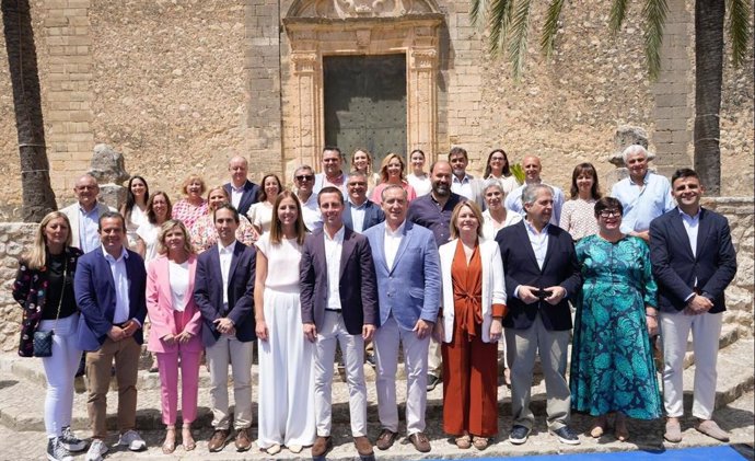 El presidente del PP de Mallorca y candidato al Consell, Lloren Galmés, presenta en Monturi la candidatura 'popular' a la institución insular