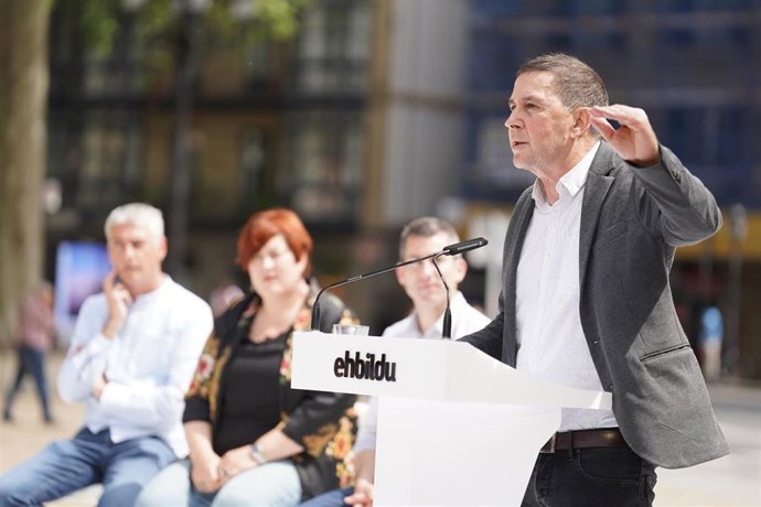El coordinador general de EH Bildu, Arnaldo Otegi, en un acto político en Bilbao con motivo del duodécimo aniversario del aniversario de la formación