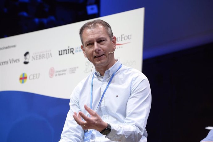 El responsable de la estrategia de inteligencia artificial de Telefónica, Richard Benjamins, en el I Encuentro Iberoamericano de Profesores de Humanidades, que ha reunido en CaixaForum Madrid a unos 600 docentes y humanistas.