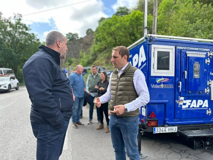 Adrián Pumares en la salida del rally de la Subida al Fito.