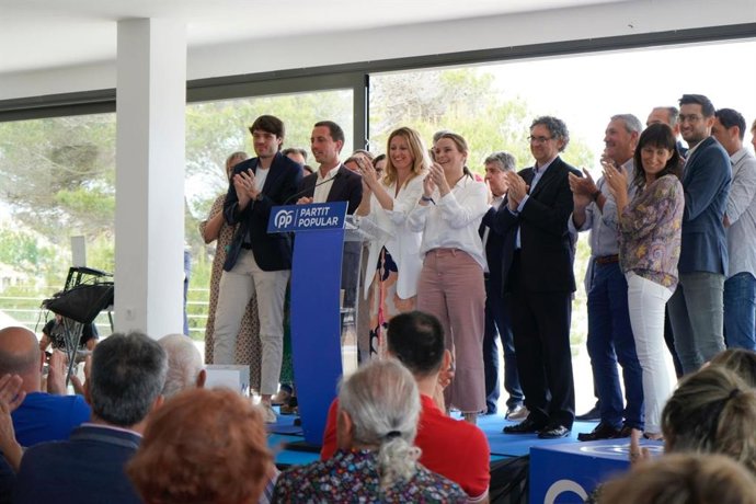 La presidenta del PP en Baleares y candidata a la presidencia del Govern, Marga Prohens, en la presentación del programa y de la candidatura del Partido en Manacor
