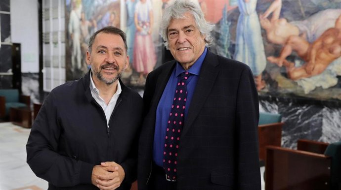 El alcalde de Santa Cruz de Tenerife, José Manuel Bermúdez, y Caco Senante