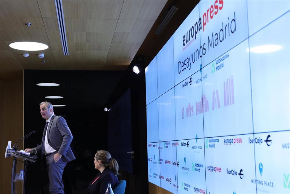 El portavoz de Vox en el Ayuntamiento de Madrid, Javier Ortega Smith, protagoniza un desayuno Madrid de Europa Press, en el Auditorio Meeting Place, a 8 de mayo de 2023, en Madrid, (España).