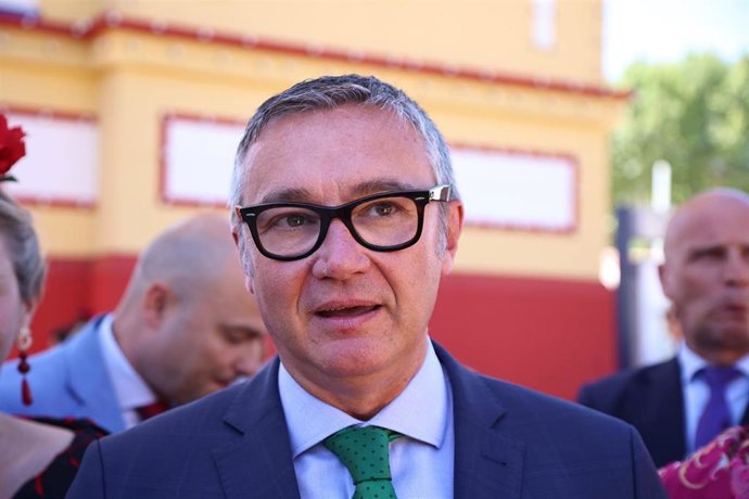 El portavoz del grupo parlamentario Vox, Manuel Gavira, en imagen de archivo.