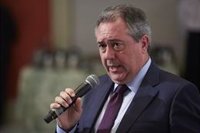 Espadas pide a Moreno que deje de hacerse "la víctima" con Doñana porque está "engañando" a todos