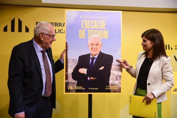 El alcaldable de ERC Ernest Maragall junto a la portavoz y secretaria general adjunta de ERC Marta Vilalta.