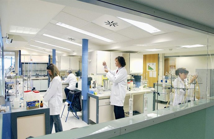 Nota De Prensa Y Foto Sobre La Ampliación Del Programa Investigo