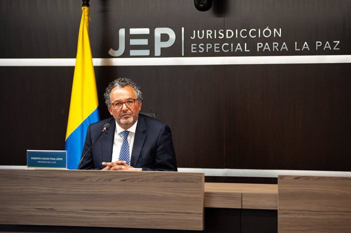 Archivo - March 6, 2023, Bogota, Cundinamarca, Colombia: Magistrate and president of the Special Jurisdiction for Peace (JEP) Roberto Carlos Vidal Lopez speaks during a press conference about the denunciation of former international affairs prosecutor A