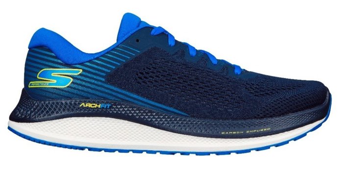 Skechers incluye su placa de carbono en modelos accesibles de su línea Performance.