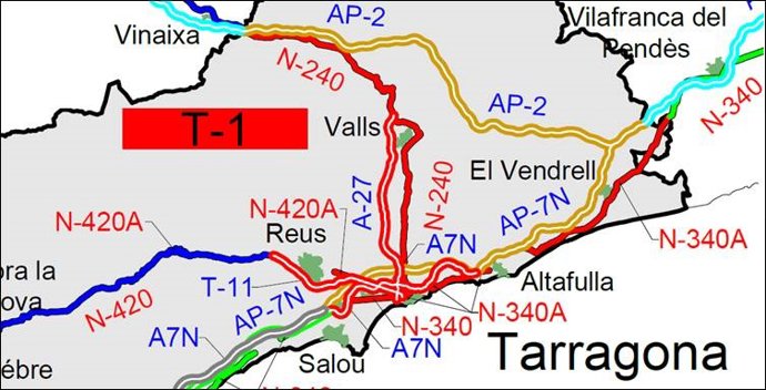 Archivo - El Govern central licita per 20 milions la conservació i explotació a carreteres de Tarragona.