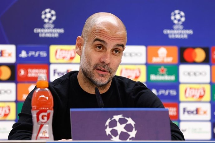 Pep Guardiola durante su rueda de prensa en el Santiago Bernabéu