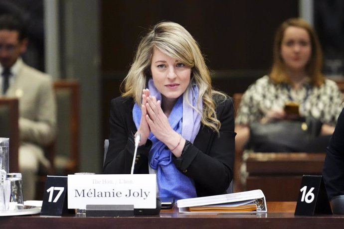 La ministra de Asuntos Exteriores de Canadá, Mélanie Joly